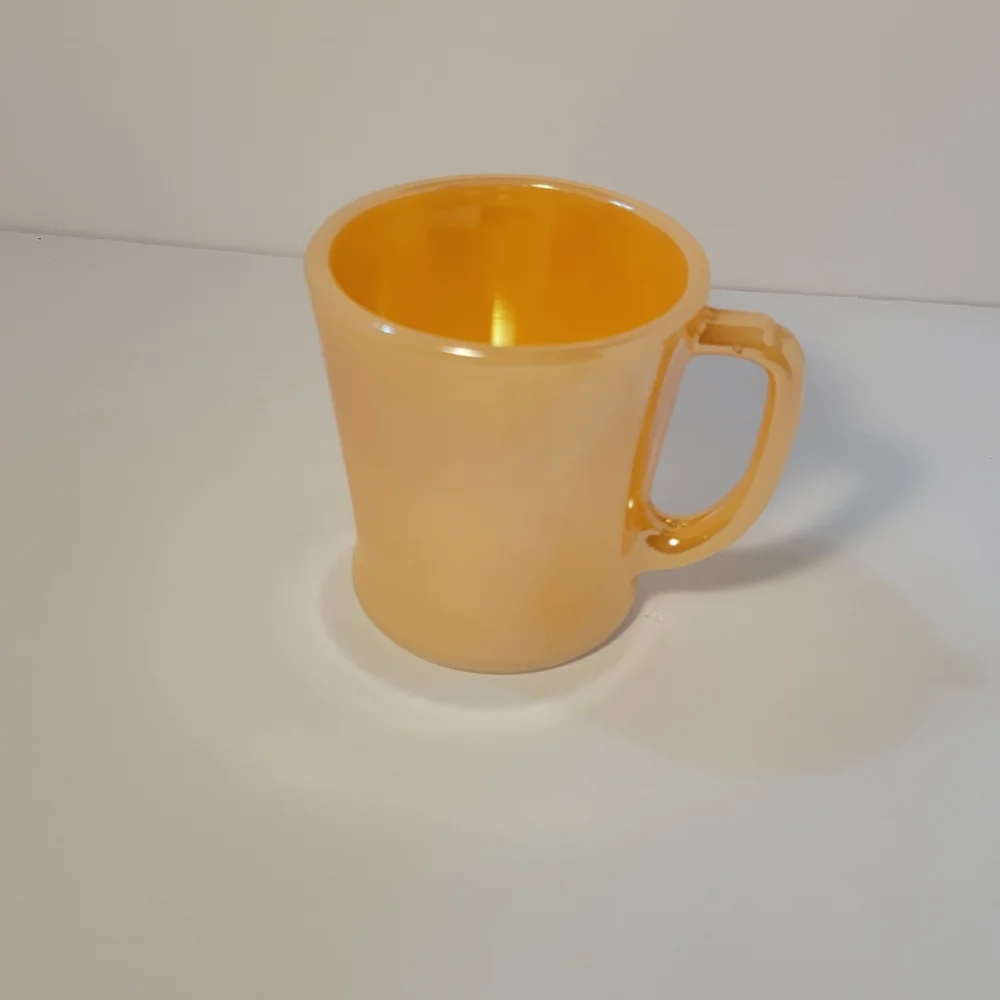 Anchor Hocking‎ Fireking D Handle Peach Luster Iridescent Replacement Coffee Mug